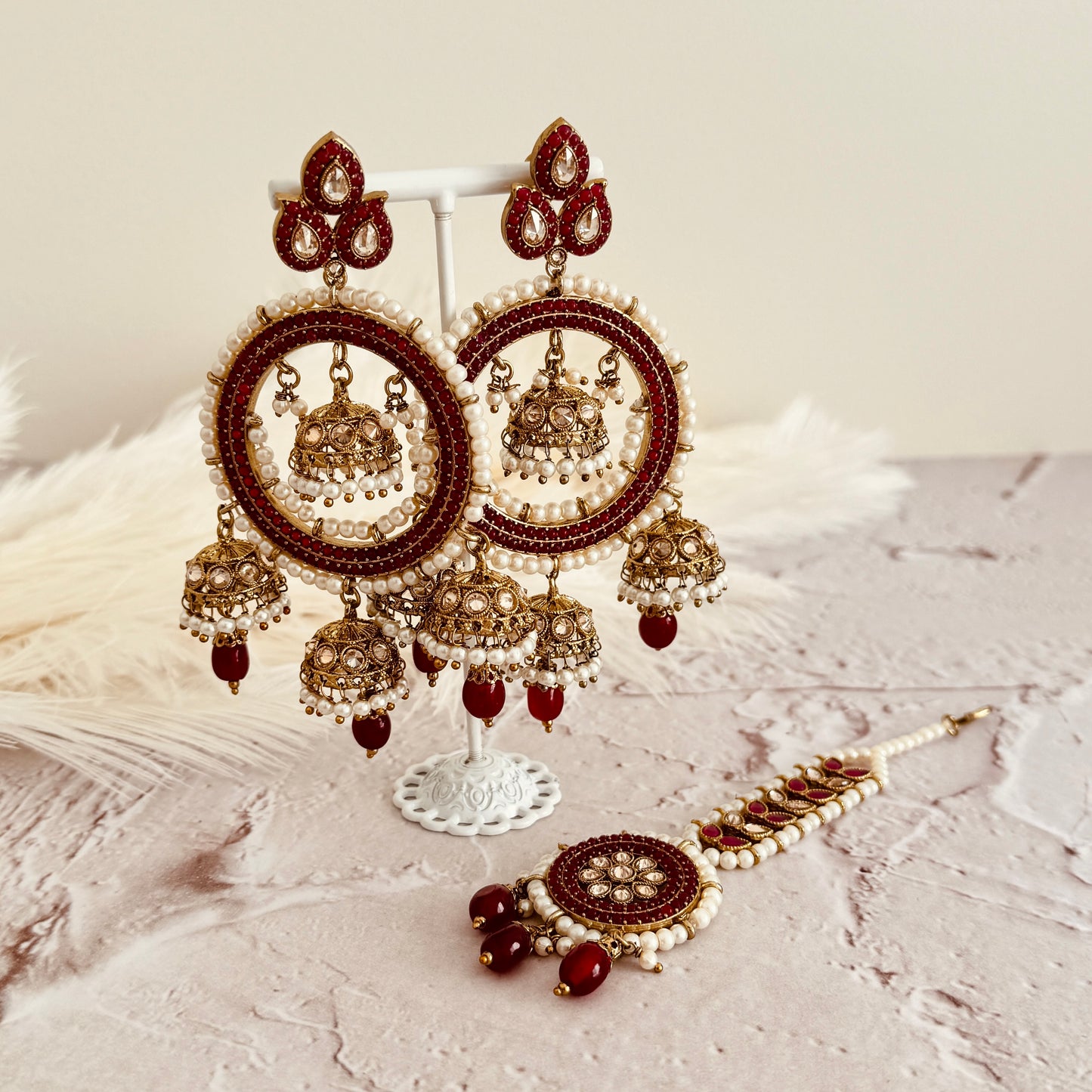 Duaa Earrings (Maroon)