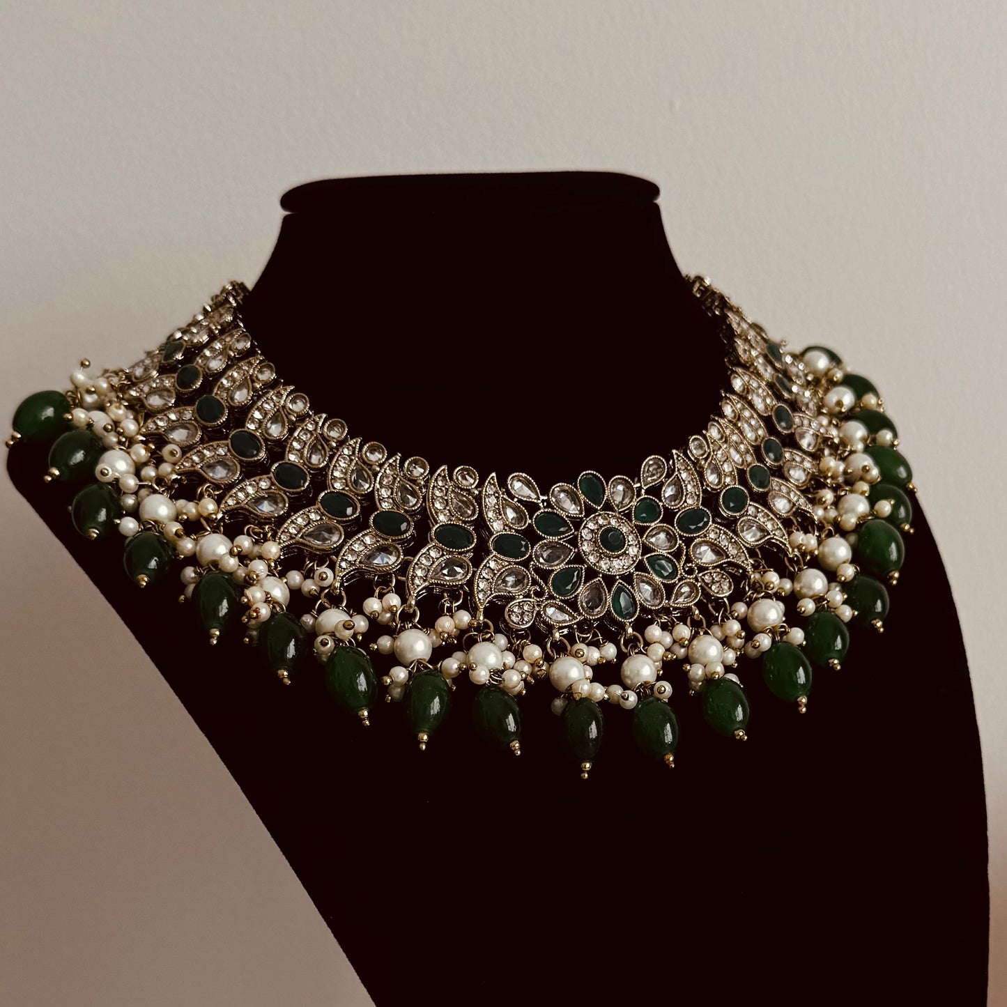Laila Necklace Set (Emerald Green)