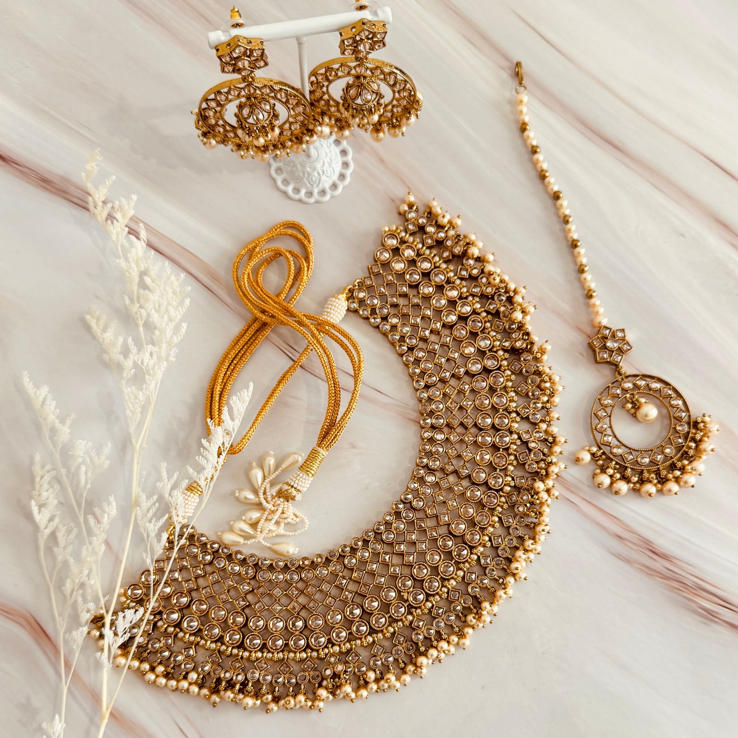 Ameera Necklace Set (Gold)