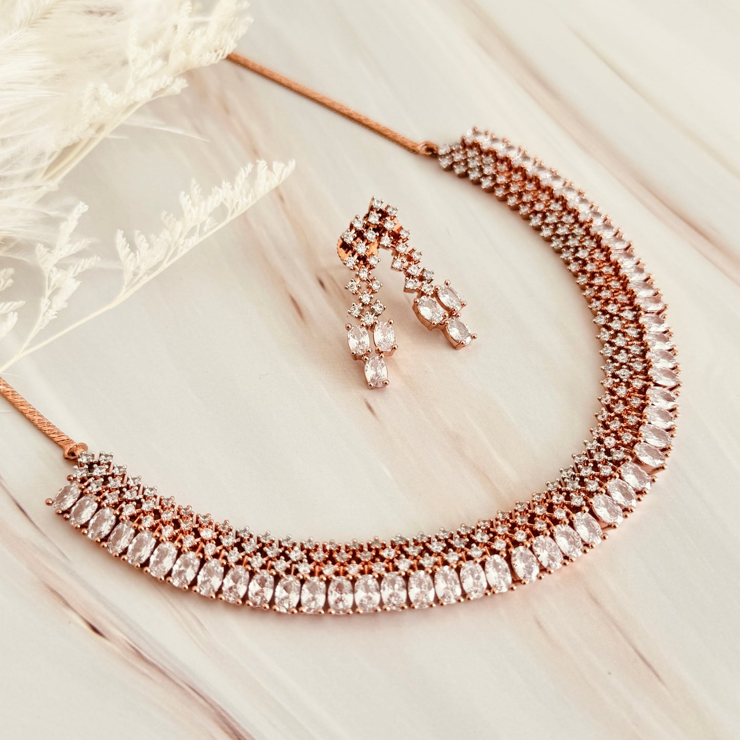 Mona Necklace Set
