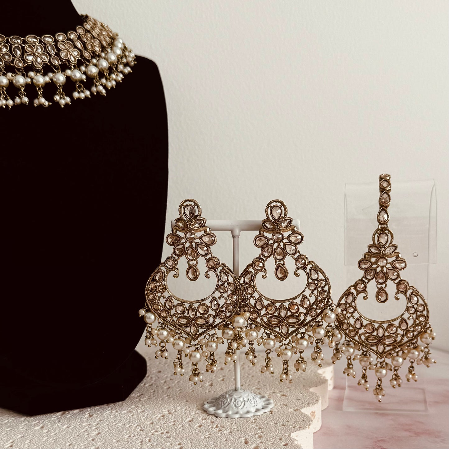 Riti Necklace Set (Gold/Pearl)