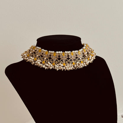 Sana Necklace Set (Yellow)